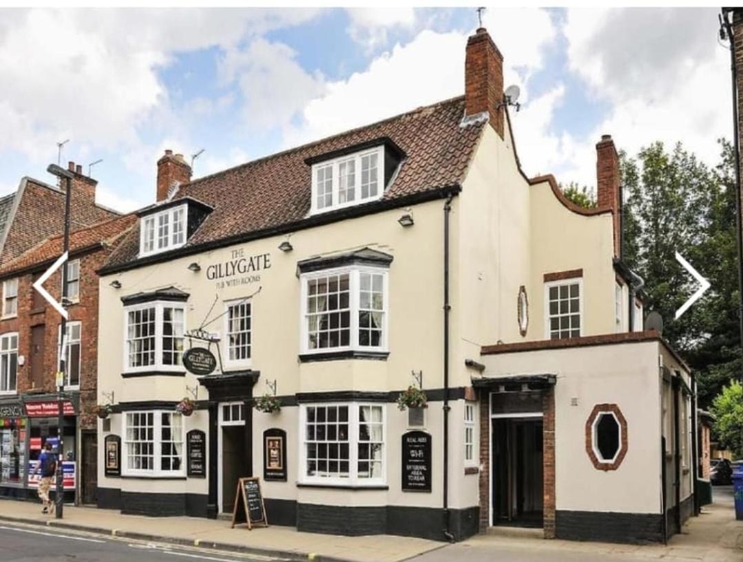 Gillygate Bar And Rooms Йорк Екстериор снимка