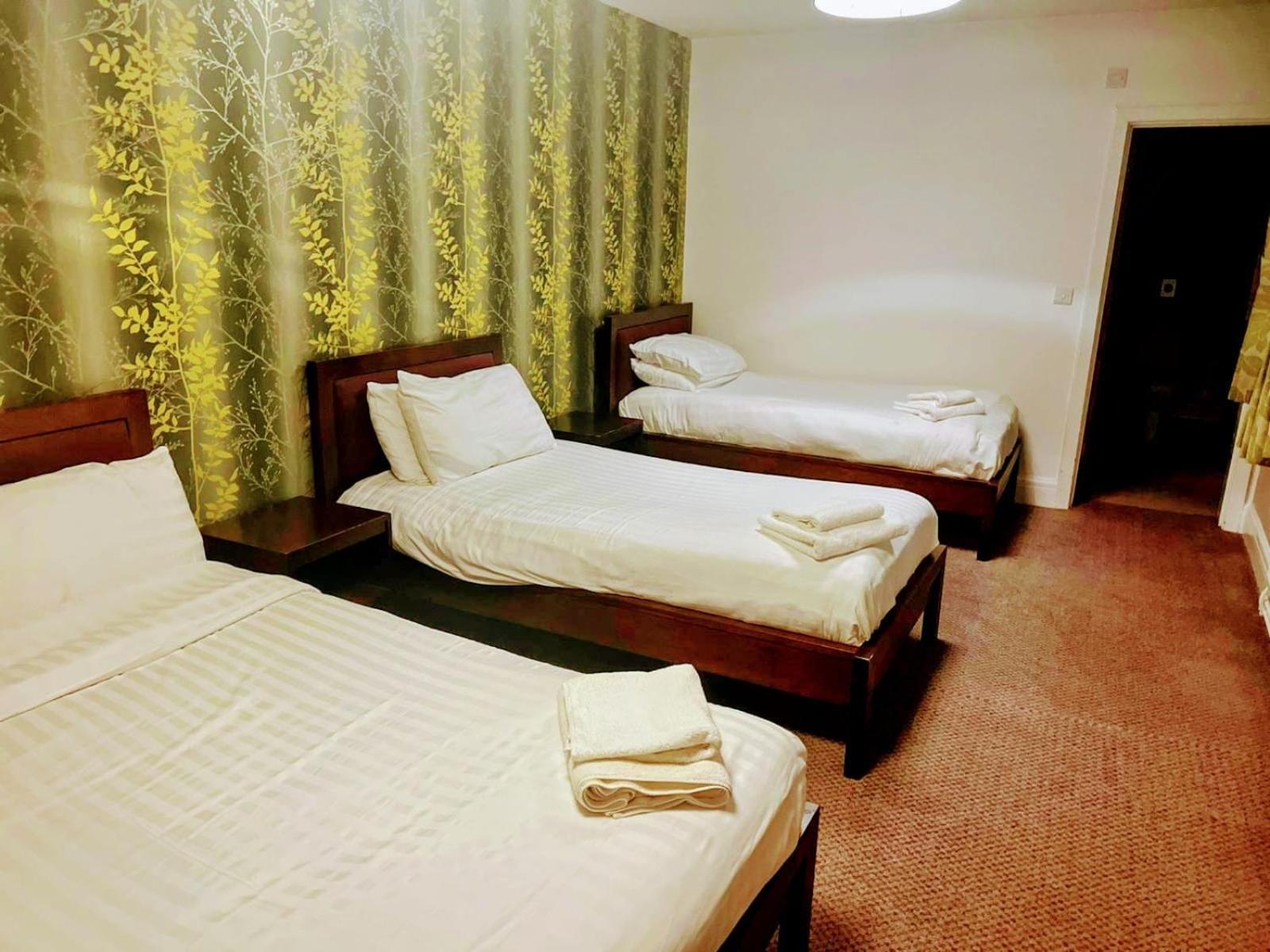 Gillygate Bar And Rooms Йорк Екстериор снимка