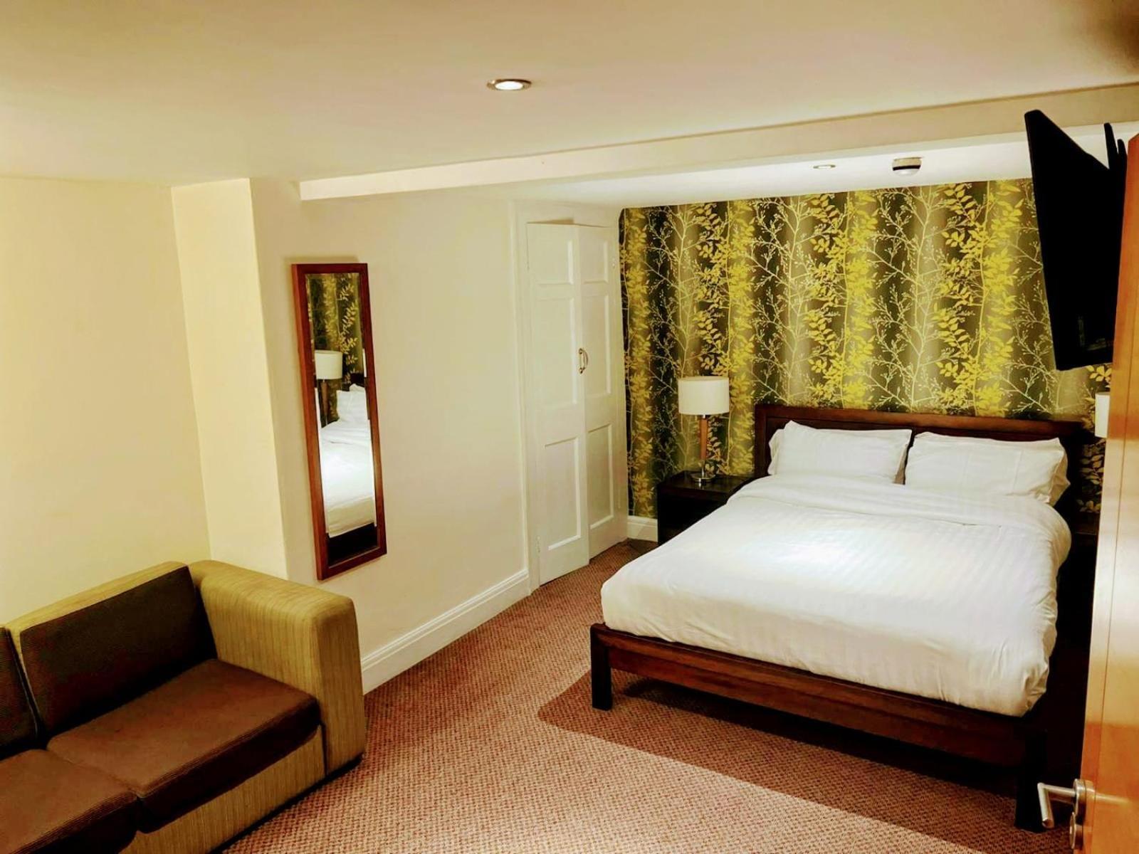 Gillygate Bar And Rooms Йорк Екстериор снимка